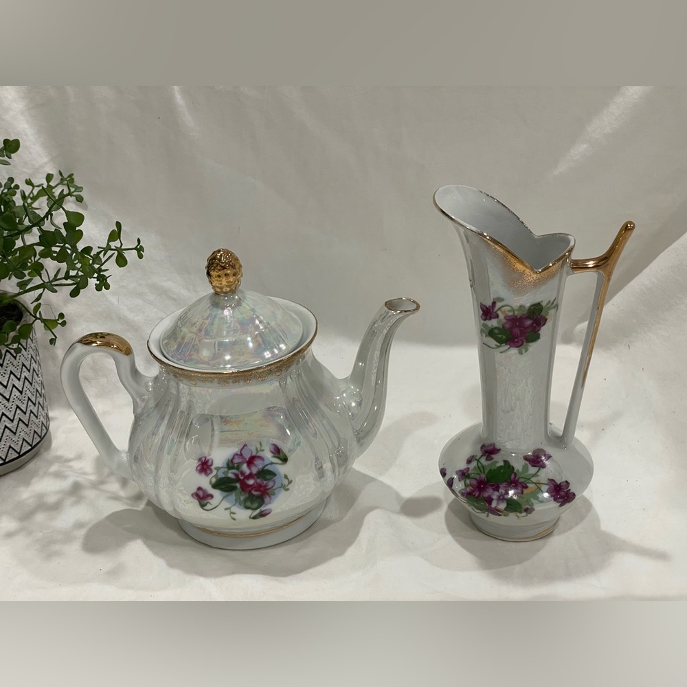 VTG Norcrest “Sweet Violets” Teapot and Pitcher Set. Gold Accents. Rare!